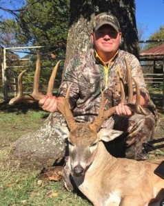 cody-goodnight-with-boone-and-crocket-buck-in-Oklahoma