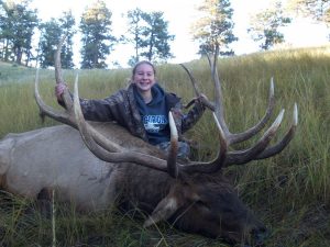 hannah-helmer-and-her-nebraska-state-record-bull-elk