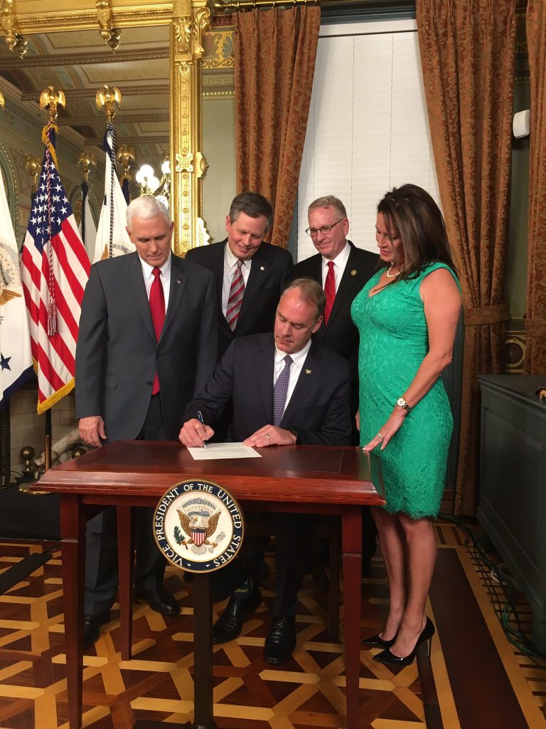 zinke-sworn-in-as-secretary-of-the-interior