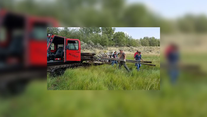 new-fencing-for-wyoming-mule-deer