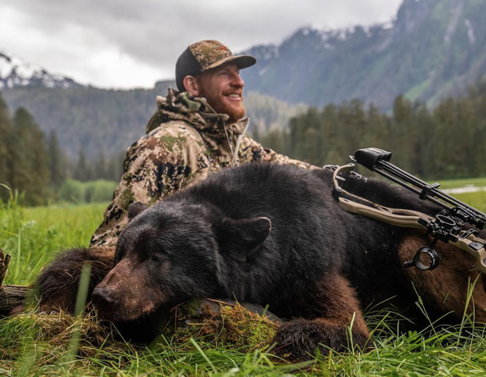 wentz-archery-black-bear-alaska